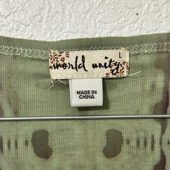 World Unity Top - Picture 3 of 3